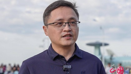 我国第五代战机歼-20,如何能让飞行员有信心?——访航空工业成都所副总设计师龚峰